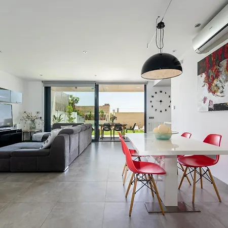 Yourhouse Casa Llubi, Air Conditioned Town House In Majorca North