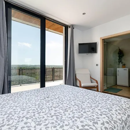 Yourhouse Casa Llubi, Air Conditioned Town House In Majorca North *