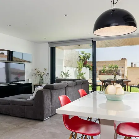 Yourhouse Casa Llubi, Air Conditioned Town House In Majorca North Llubi