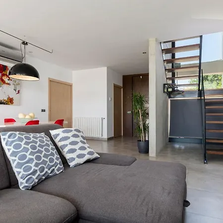 Yourhouse Casa Llubi, Air Conditioned Town House In Majorca North *